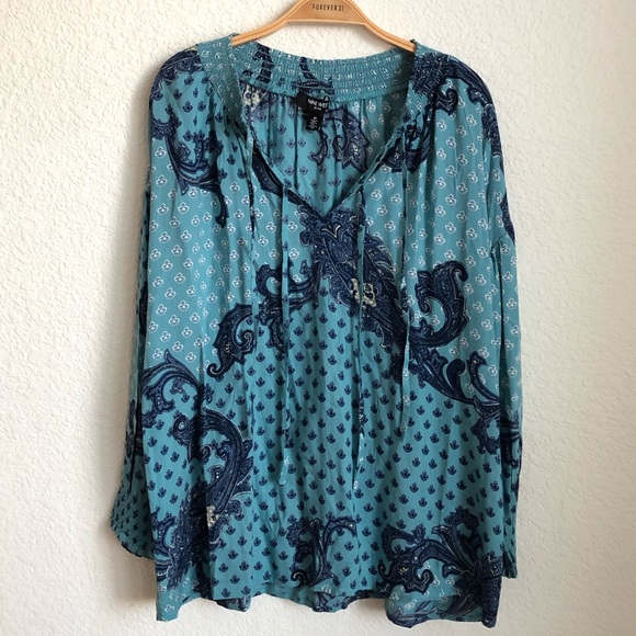 Nine West Tops - 2xHP🎉Nine West 🦋 Paisley Blouse